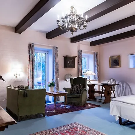 Egholm Vestergaard Country house *